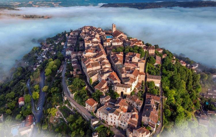 Rue Du Barri Apartment Cordes Sur Ciel Luaran gambar